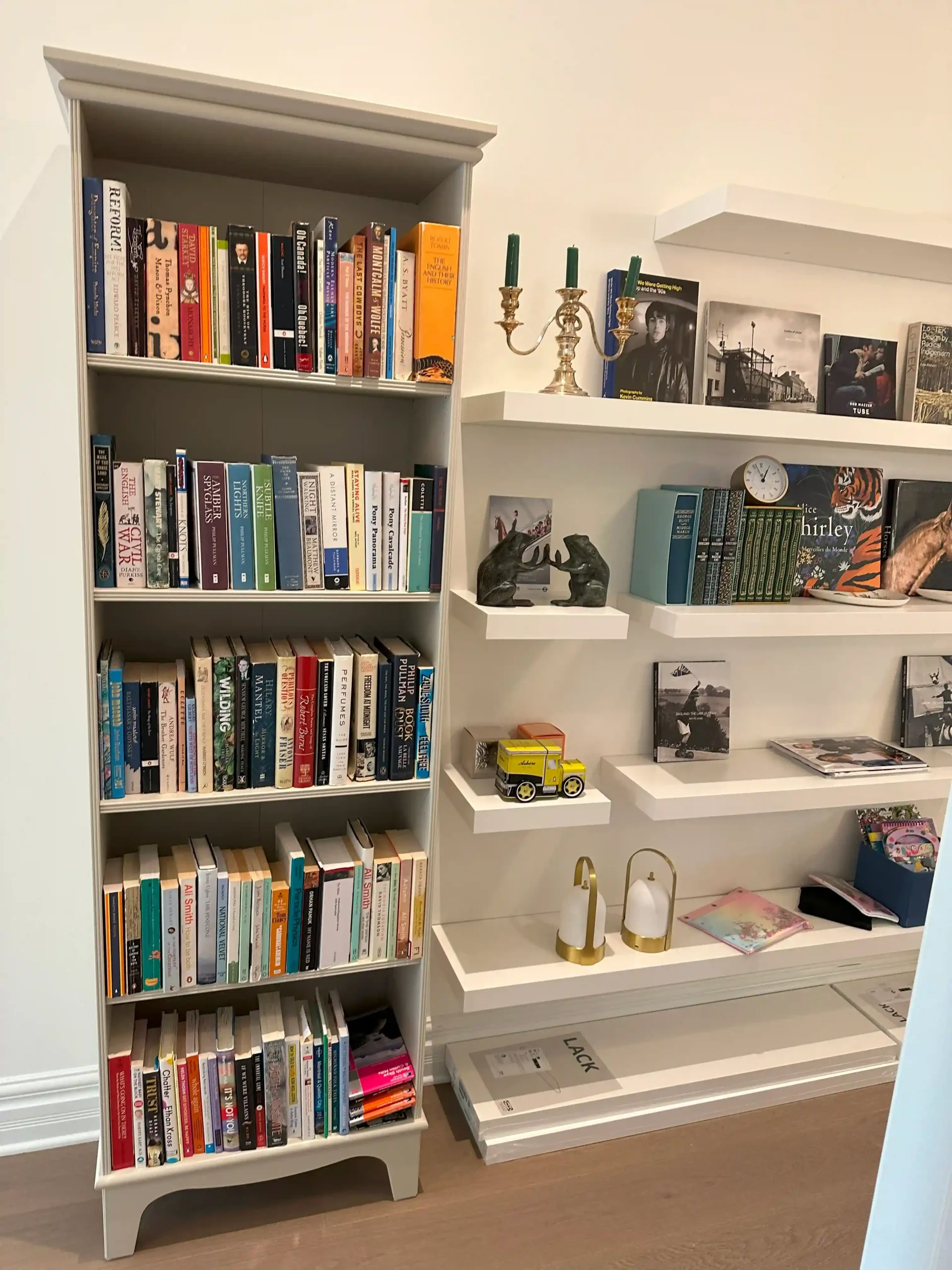 image of Interior installation custom library in canada in jan-handyman's website