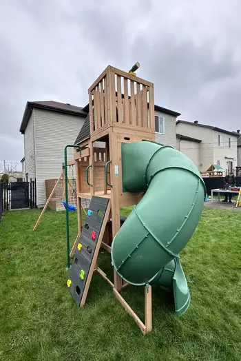 Play set installation Toronto by Jan Handyman — project 8